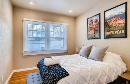 Olympic House Downtown w Hot Tub Fire pit & BBQ - Foto 28