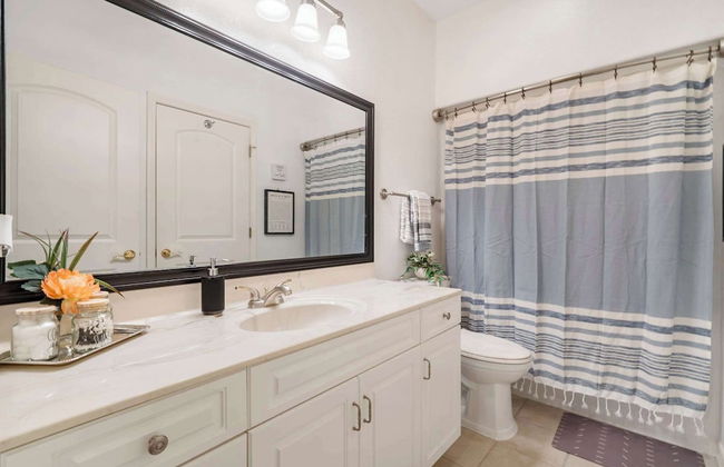 Kings Hideaway - Near DT! - Foto 29