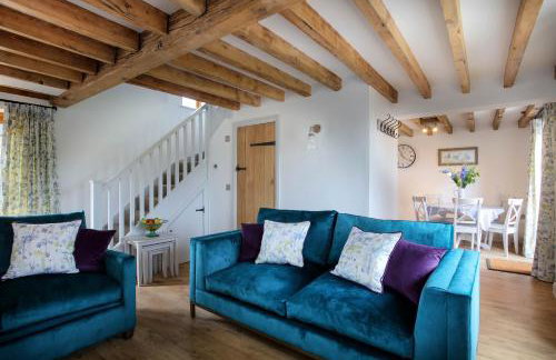 Hastings Retreat Rural barn conversions with Private Lake - Foto 7