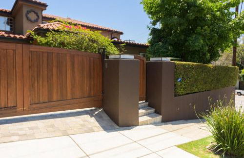 Charming and Cozy 1 Bedroom 1 Bathroom Guest Suite in Silverlake - Foto 16