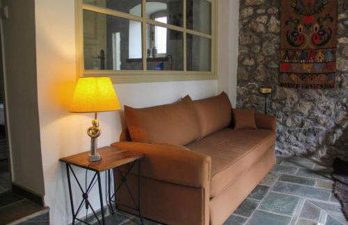 The Stonehouse - Photo 2