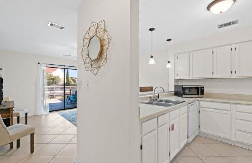 Beach Please, Townhome, Sleeps 4, Free Activities Included! - Foto 13