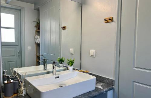 The Blue House - Traditional House in Old Town - Photo 40