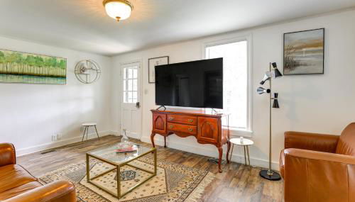 Near Shops and Parks Dog-Friendly Maryland Gem - Photo 3