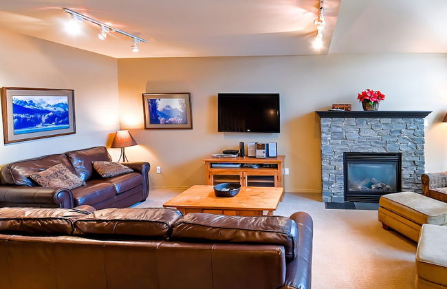 Thunder Ridge by Fernie Lodging CO - Photo 22