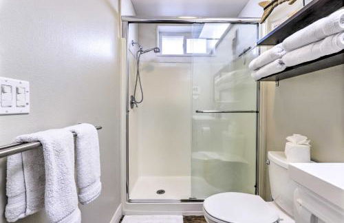 Remodeled Home with Spa and Deck Walk to Dillon Beach - Foto 42