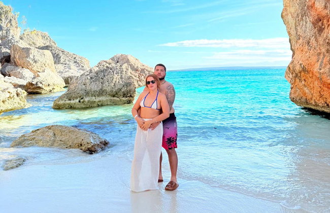 Bahía de las Águilas Speedboat Tour - Photo 2