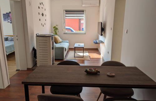 kuća za odmor Dolno - Foto 9