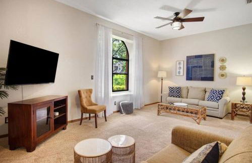 Family Friendly Pool Paradise Retreat Near Beaches - Foto 24