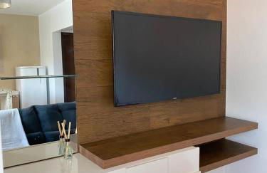 Apartamento Completo 2 Quartos com AC em Blumenau à 10min Vila Germânica, Tv a cabo e Premiere, ideal para família, Fácil acesso para Pomerode - Foto 9