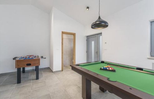 Villa Aurelia near Labin for 9 persons with heated 60 m2 pool, wellness & kids playground - Foto 4