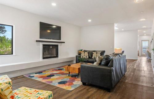 Mid-Mod Hilltop Retreat Views & Local Wildlife - Foto 15