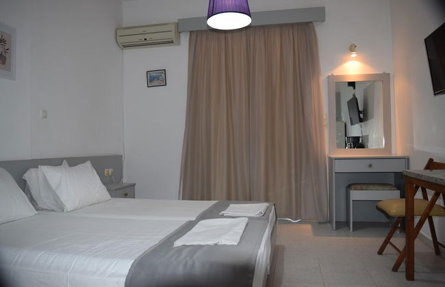 Lefteris Insta-worthy Studio With Garden View - Photo 2