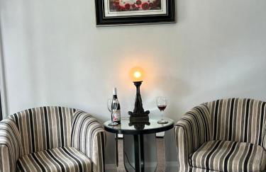 Art Deco One Bedroom Guest Apartment - Foto 14