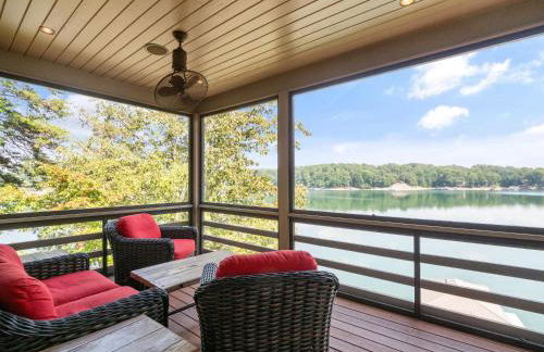 Central Perk - Pet Friendly, Luxury Cabin Feel, Kayaksand Coffee! - Foto 33