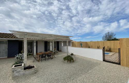 Mas des Oliviers, maison avec piscine privative et chauffée, 3 animaux acceptés LOCAMARGUE - Foto 20