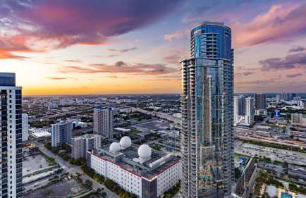 Global Luxury Suites Miami Worldcenter - Foto 4