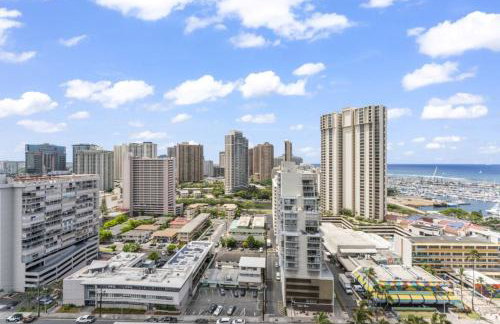 Ala Moana Hotel 2026 near beach King bed - Foto 8