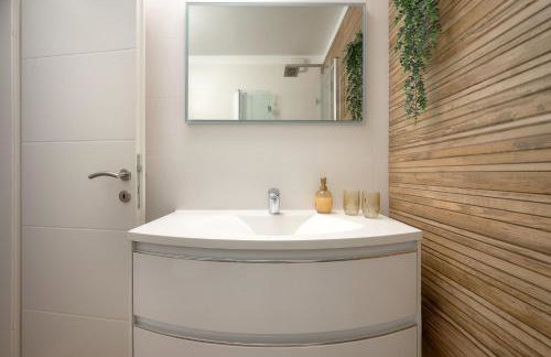 Adriatic Skyline Suite - Photo 21