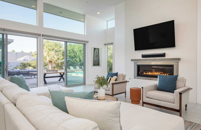 Sleeps 40 3 Luxe Villas Next to Empire Polo Club Putting Green & Pickleball - Foto 13