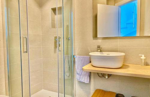 CHALET CON PISCINA PRIVADA EN LA URB. DE PUERTO REY - Photo 18