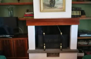 Hillside semi-detached villa with panoramic views - Foto 27