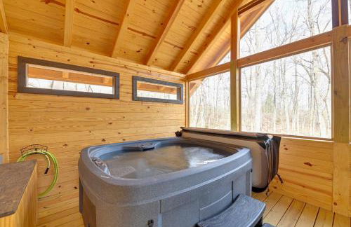 Hot Tub and Fire Pit Romantic Getaway in Frenchburg - Foto 1