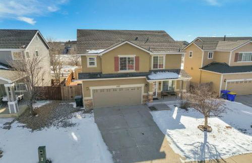 Silver Outpost Near Peterson SFB & Game Lounge - Foto 52