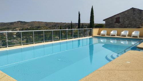 gite dans une maison en rez-de-chaussée avec piscine - Foto 2