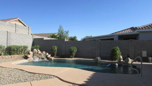 Cozy home near freeways w pool BBQ - Foto 2