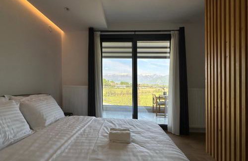 On the Edge - Suites & Apartments - Photo 54