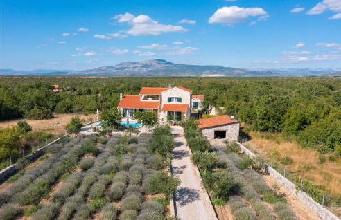 Nice Home In Drnis With Sauna - Foto 18