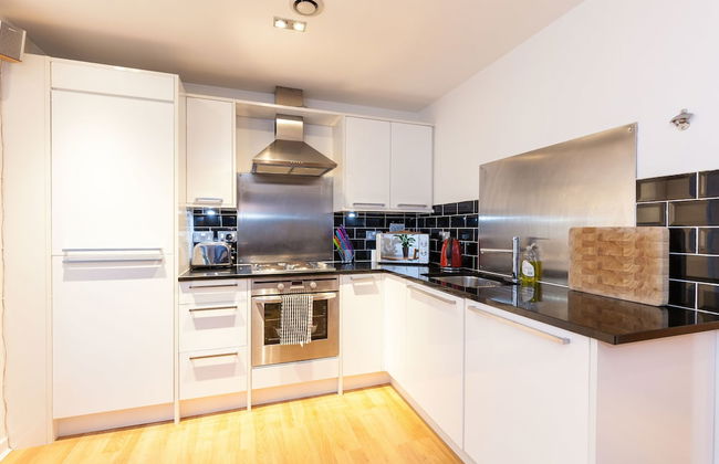 Modern Two Bedroom Apartment - Foto 10