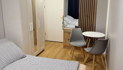 Upscale Apartments in Bergisch Gladbach - Foto 5, wardrobe