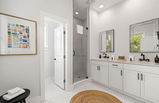 NEW Casa Fuente Ybor Bungalow Steps to 7th Ave - Foto 20