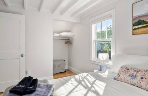 Dog Friendly 2BR Home Walk to Beach+Bearskin Neck - Foto 34