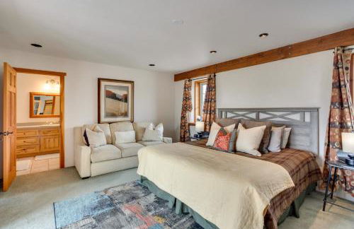 Montrose Family Home with Yard and Fruit Trees! - Foto 13