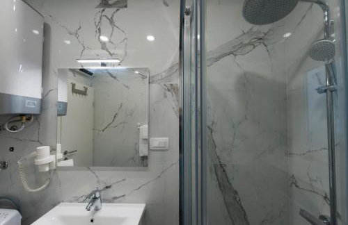 IPS Apartment with free parking - Photo 25