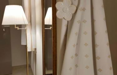 Maison Rebecca - Superior Suite Apartment - Photo 16