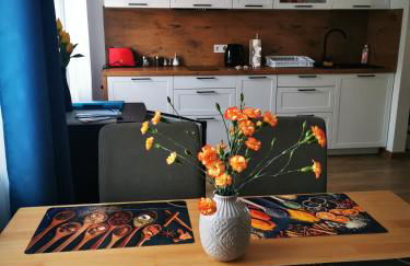 Under the Hill 2 - Foto 1