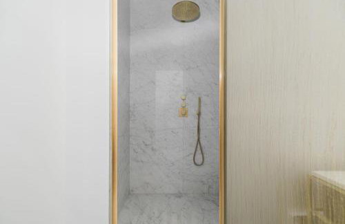 My Paris Apartments - Marbeuf - Photo 35
