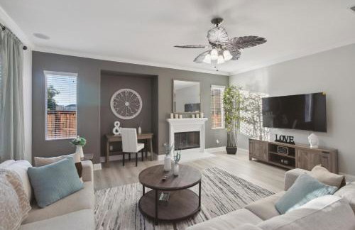 5BR 3BA Home - King Beds - Fast Wifi home - Foto 1