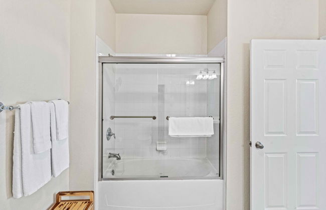 First Floor Vista Cay Condo W/free Resort Access! - Foto 13