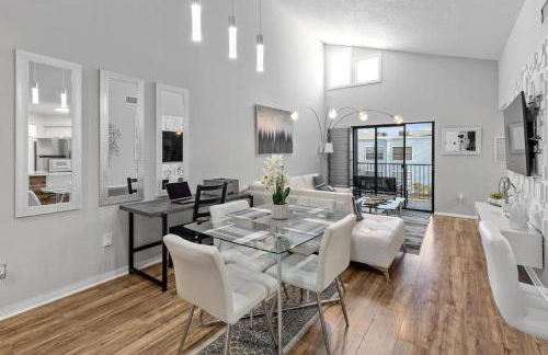 Disney and Airport 15 minutes from Luxury Condo - Foto 12