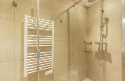 Appartement Haute gamme ski aux pieds, piscine, sauna. - Foto 10