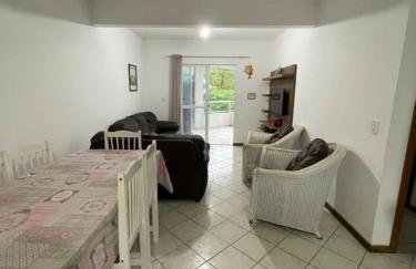 Lindo Apto com suíte perto da praia, no centro de Bombinhas - Photo 16