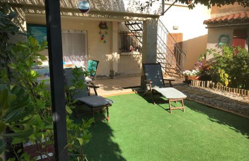 chambre et salle de bain privé s'ouvrant sur terrasse, jardin et cuisine d'été - Foto 2