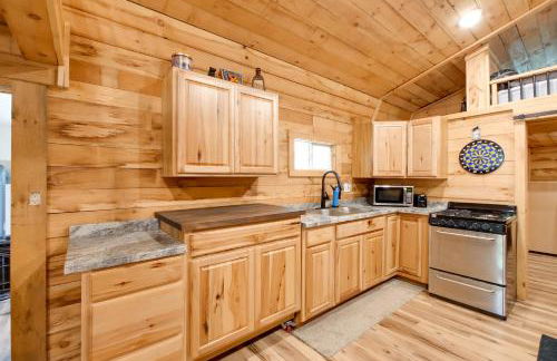 1 Mi to Mohican River Wooded Retreat with Trails! - Foto 6