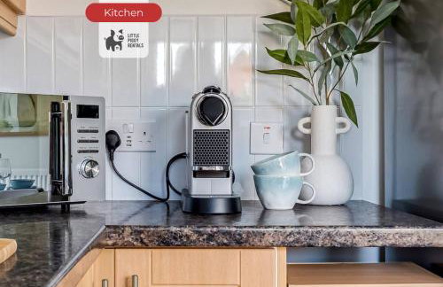 Cosy Stylish Home w EV Charger Priv.… - Foto 27