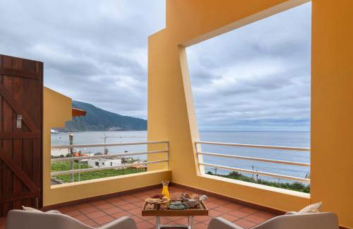 Casa Amarela da Fajã da Areia by An Island Apart - Foto 10